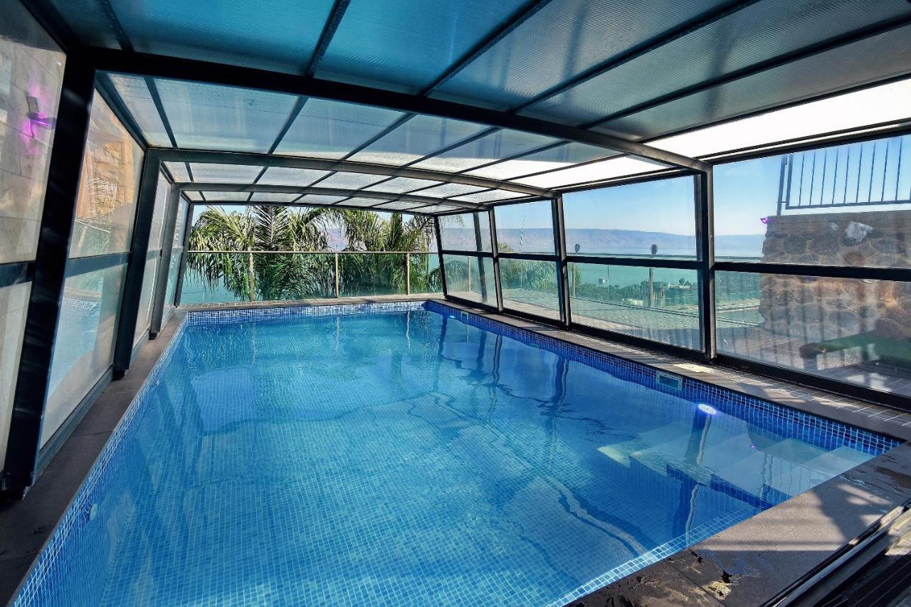 Nofim Suites Tiberias Bagian luar foto