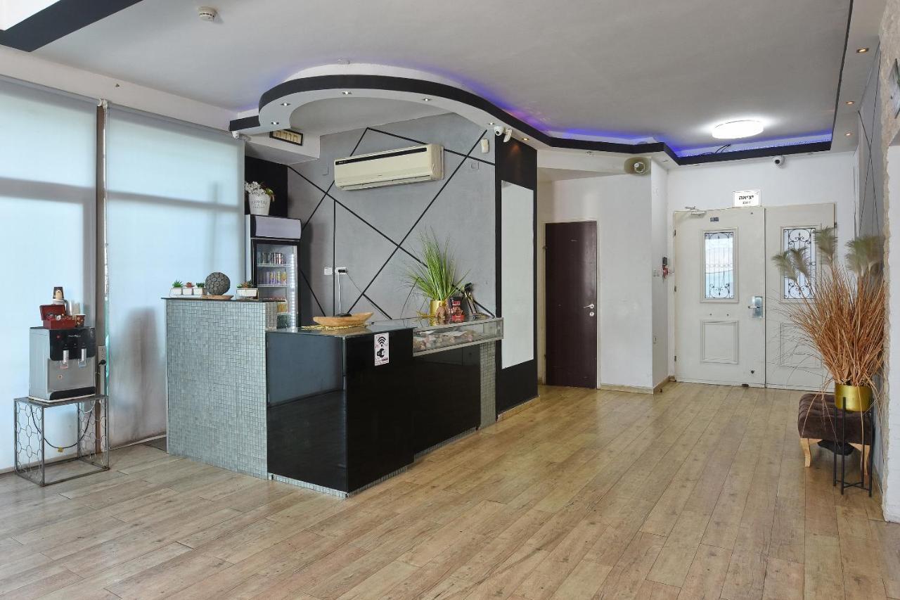 Nofim Suites Tiberias Bagian luar foto