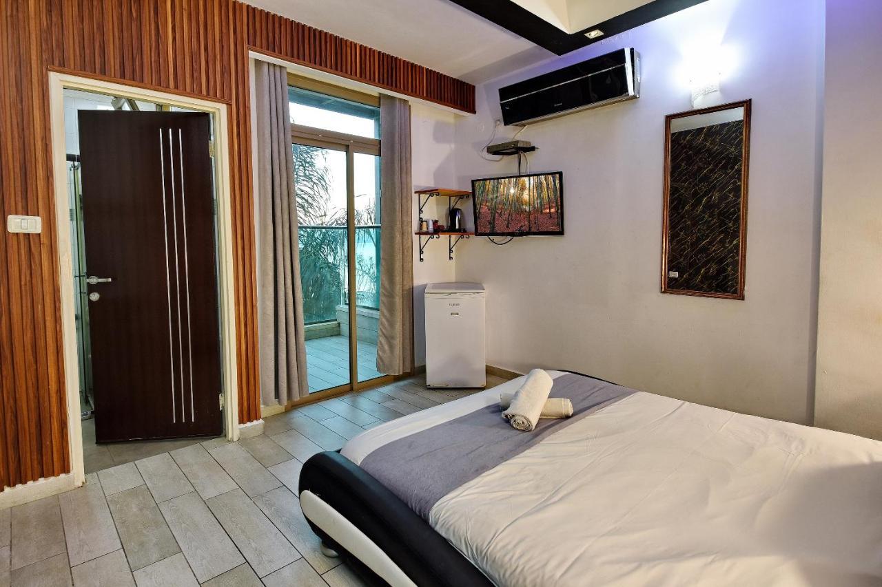 Nofim Suites Tiberias Bagian luar foto